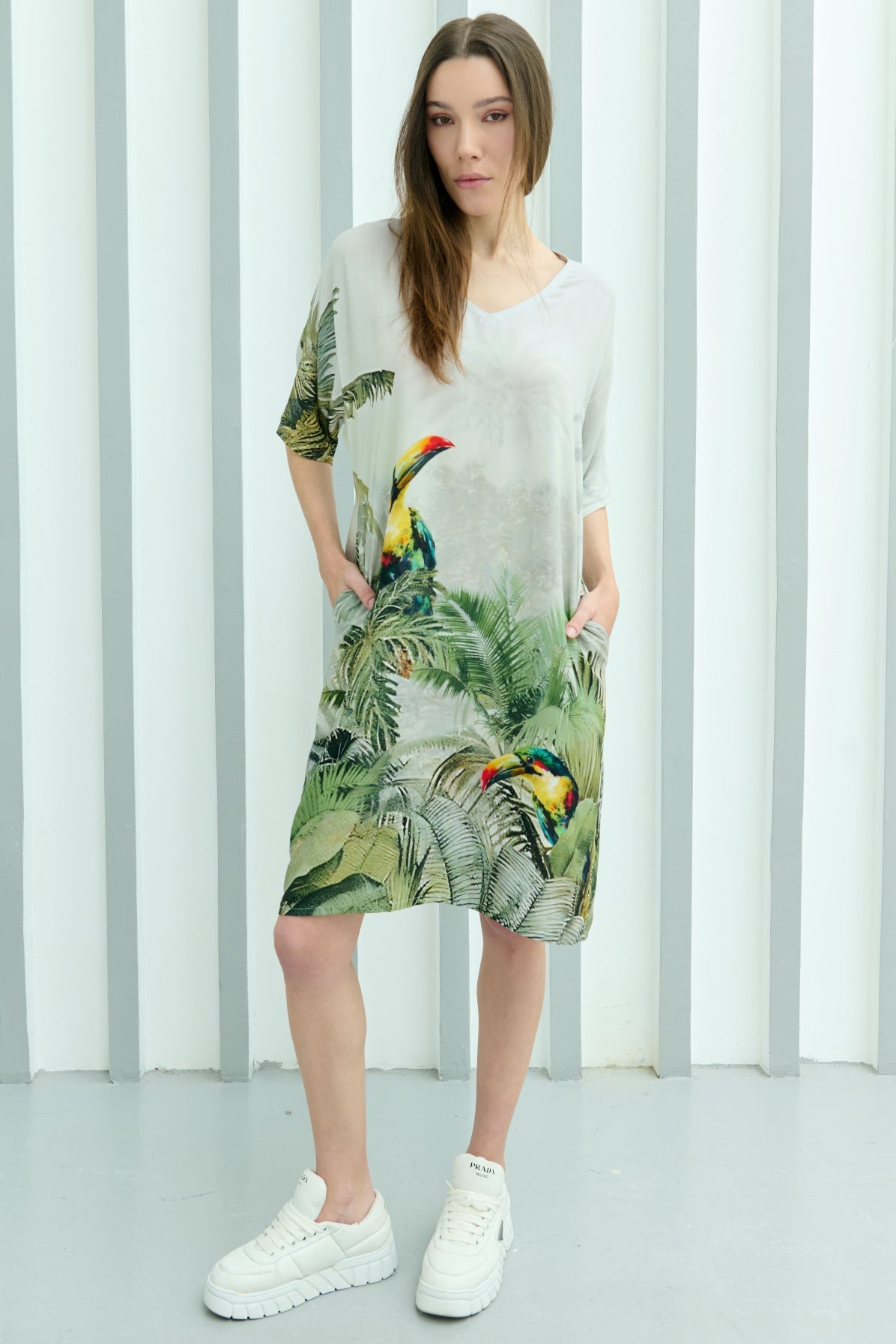Wild Wings Bird In The Jungle Printed Short Kaftan Dress - Green & Multicolor